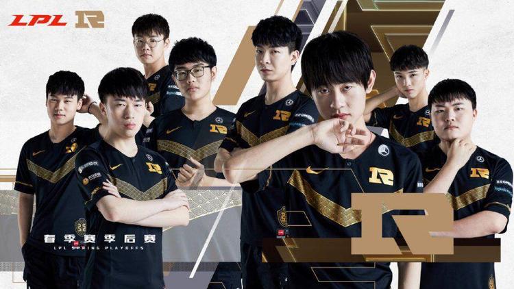 力图在国际 力图在国际