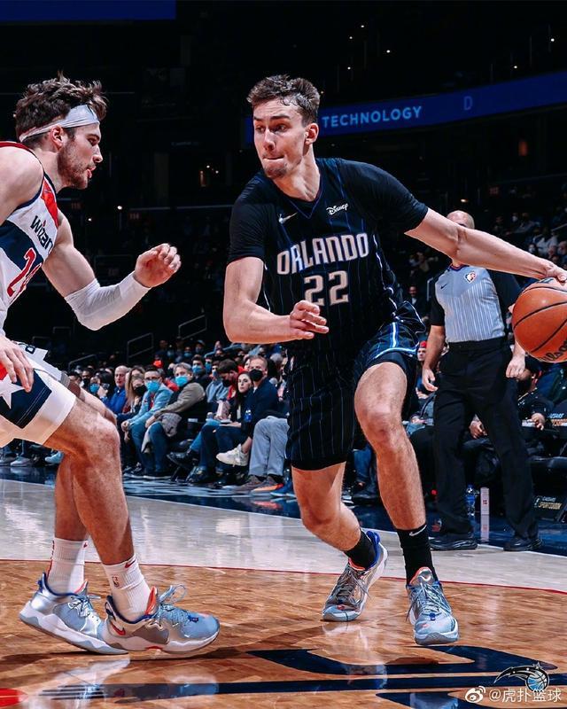 了与第二名 了与第二名